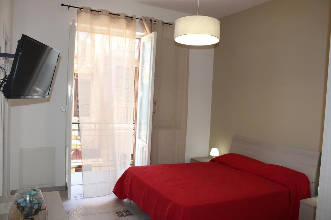 Apartamento La Stanza Vicino Al Mare , Una Camera Da Letto E Bagno Con Balcone Vista Mare Balestrate Exterior foto